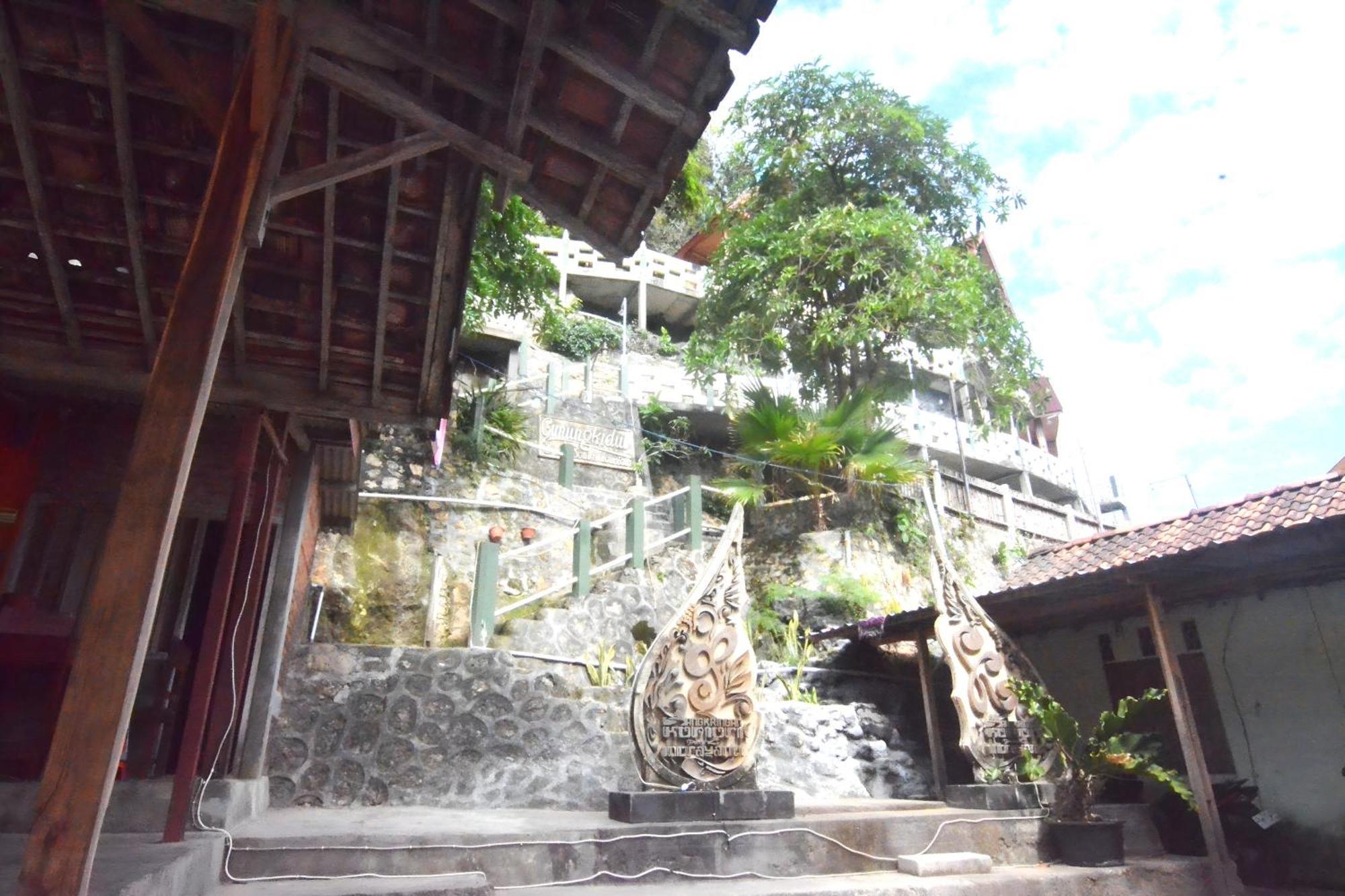 Villa Kopiori Yogyakarta Eksteriør bilde